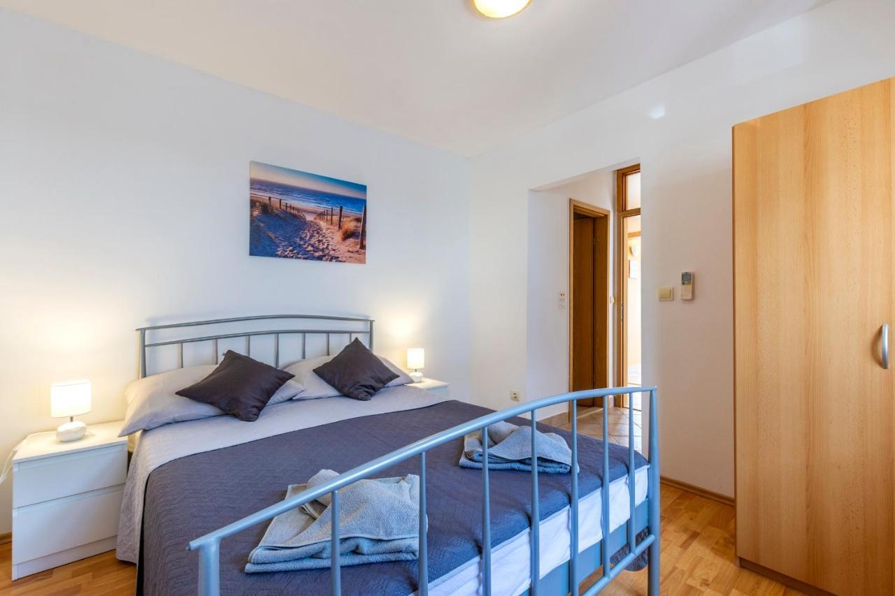 Villa Tomas „The View Of Jesenice“ جيسينتسي المظهر الخارجي الصورة